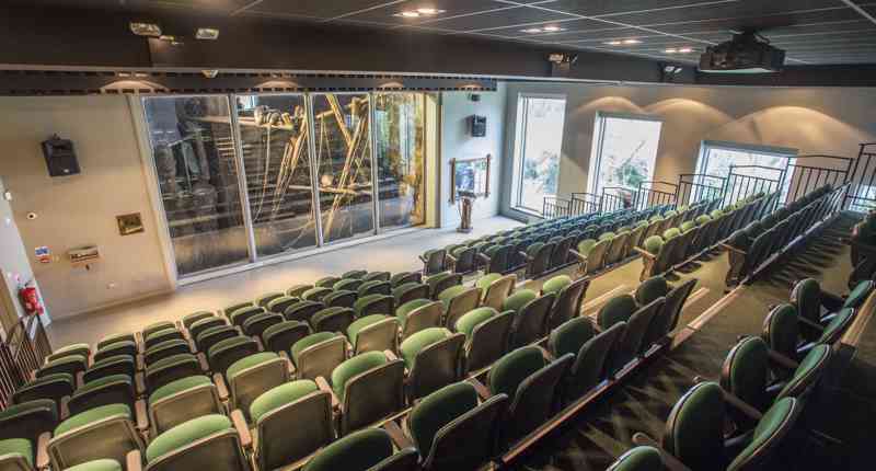 Budongo Lecture Theatre Edinburgh Zoo Mansion House 46788283462 O