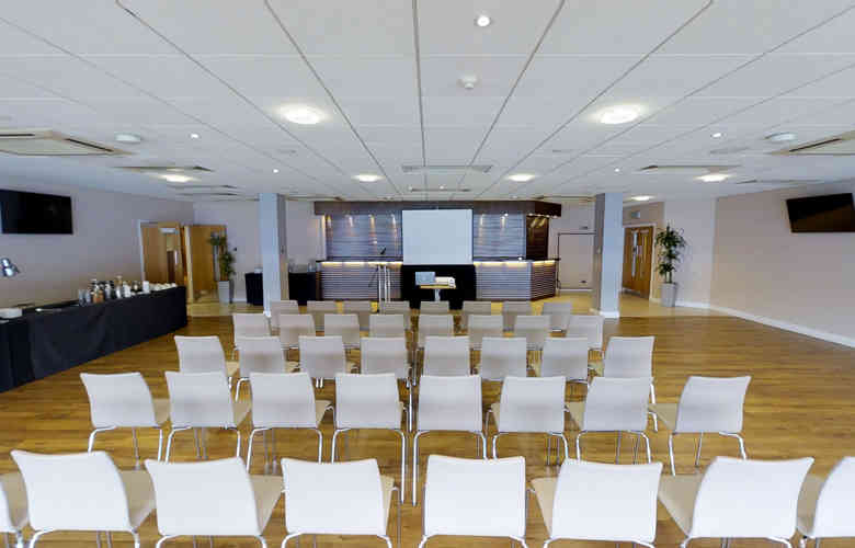 Royals Theatre 48322418562 O