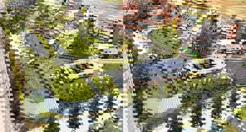 882 Mnb4pq8e1gkq (1)