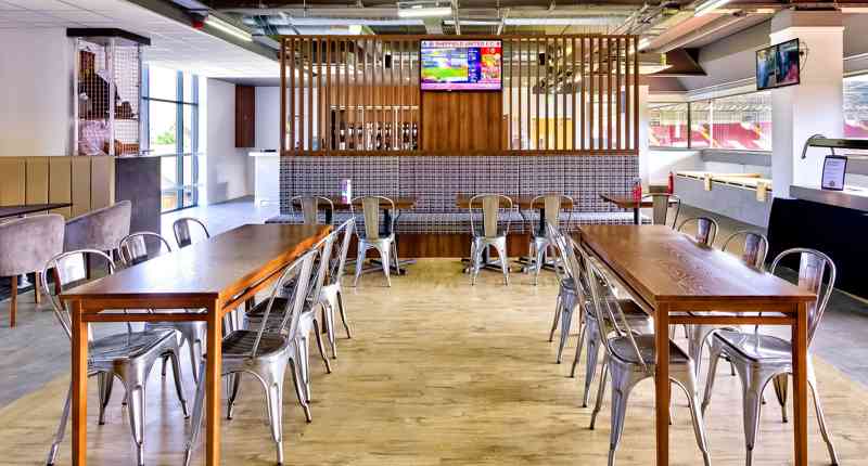 The International Bar Sheffield United Fc 45991616645 O