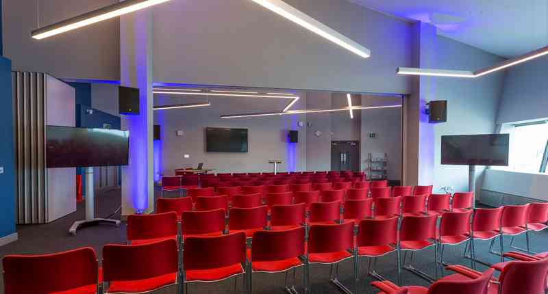 Watershard Theatre Style 1 Iwm North 32994902348 O