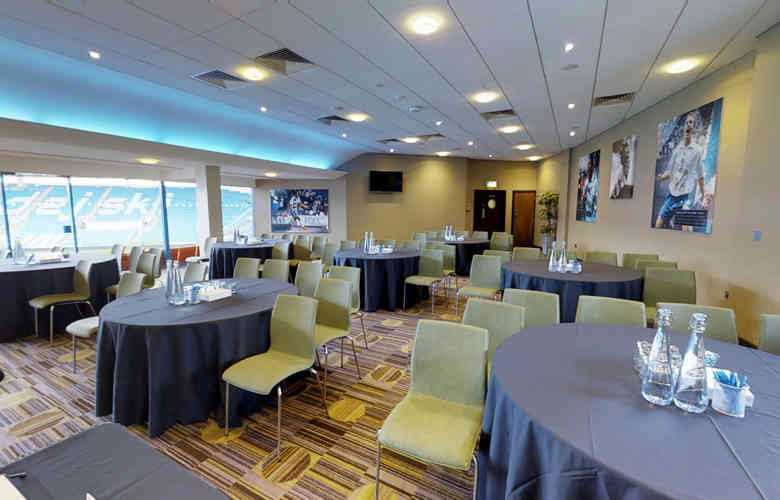 Premier Cabaret 48322303026 O