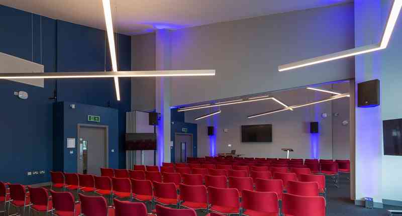 Watershard Theatre Style 2 Iwm North 46870153141 O