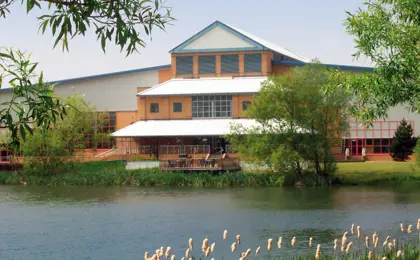 Lakesideview 46870398281 O