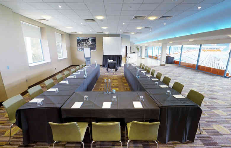 Premier U Shape1 48322302861 O