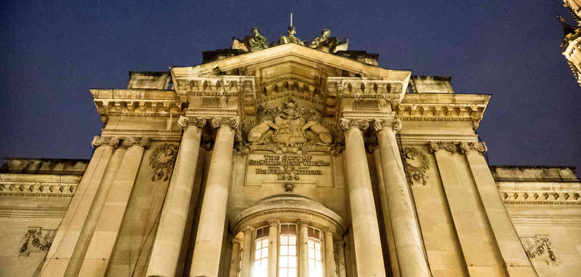 Bristol Museum Art Gallery 31898239757 O