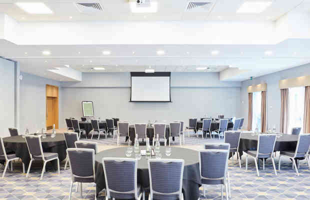 AH MR Alexandra 1082