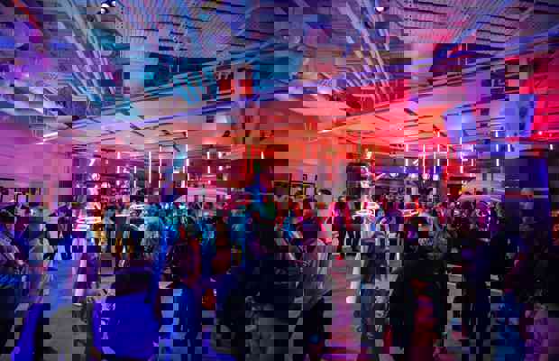 Twobytwo JTI Twickenham Stadium 333 Min