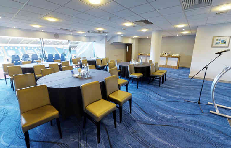 Qm5zcli1qur Directors Lounge Cabaret 48322421702 O