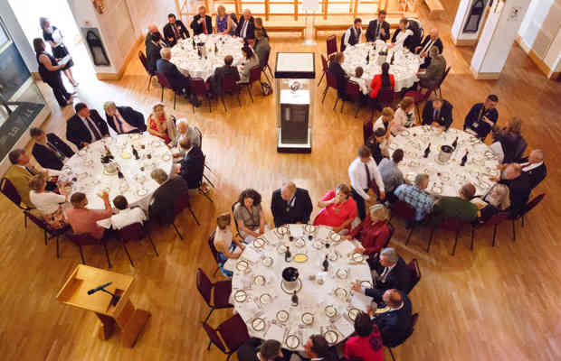 Tournament Gallery Cabaret People 46613653295 O