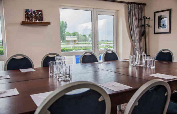 Wincanton Ce 2 46854813922 O