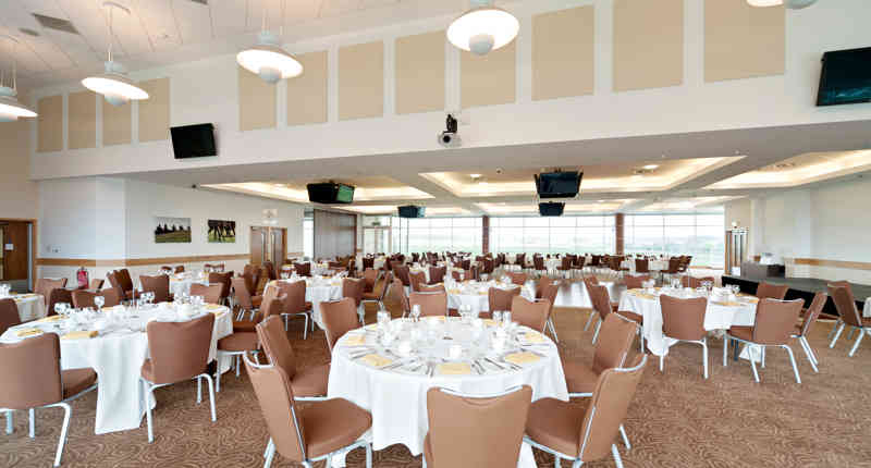 Epsom Downs 32774404088 O