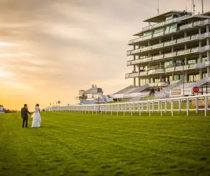 Epsom Downs 32774404528 O