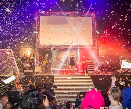 Viawards 27March 042 46906465661 O