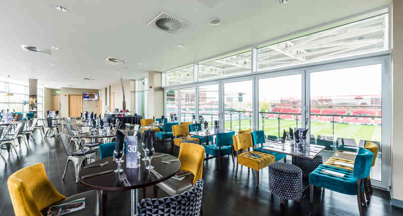 Clubhouse 3 48322319317 O