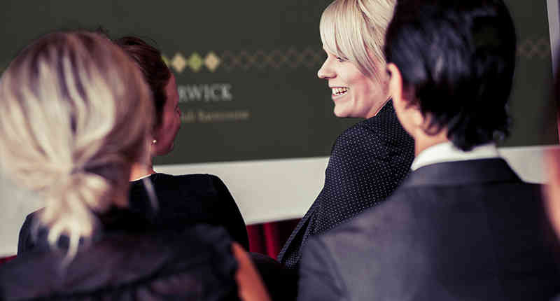 Warwick Racecourse Ce 99 33031413478 O